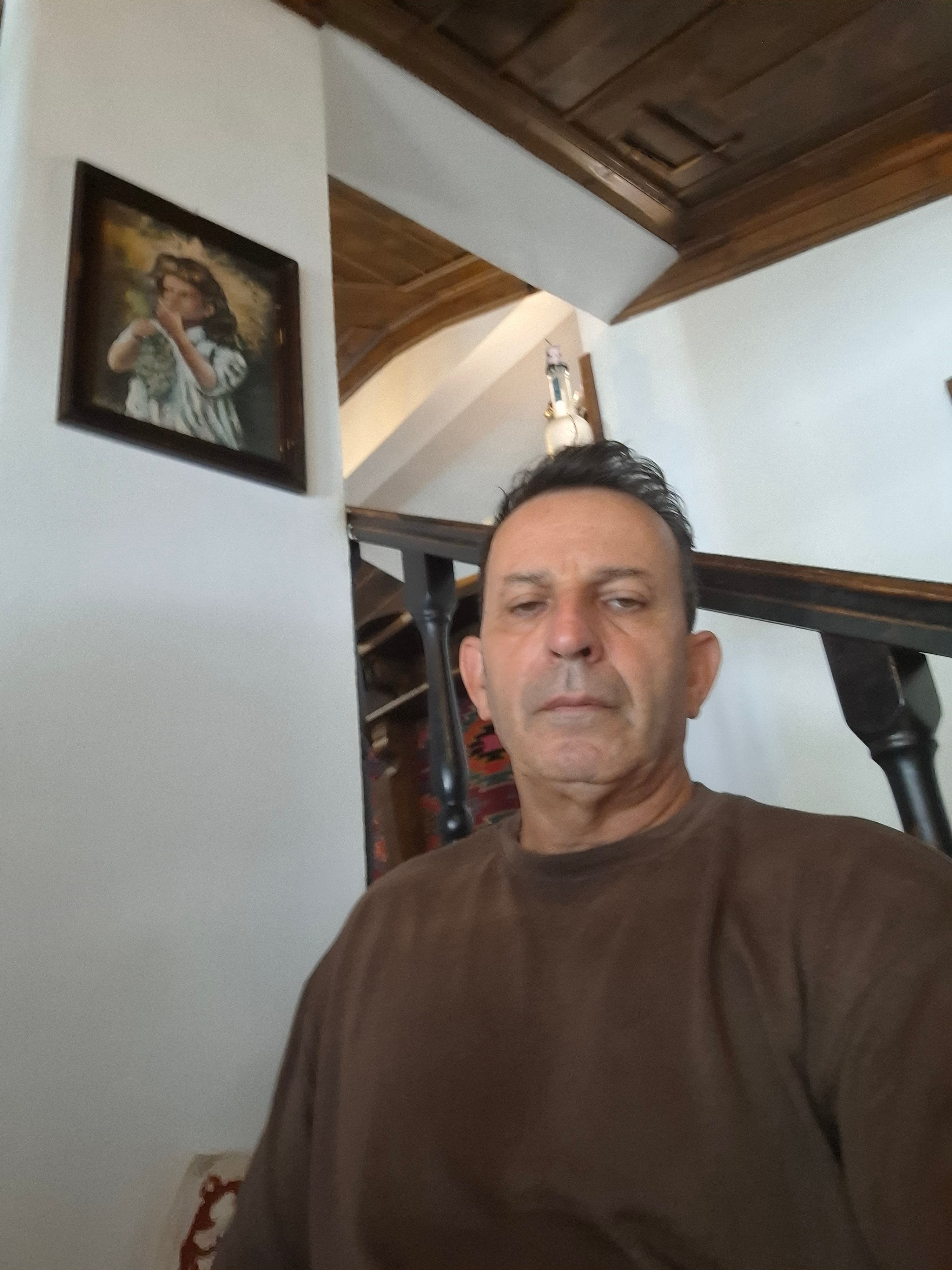 דניאל פרץ